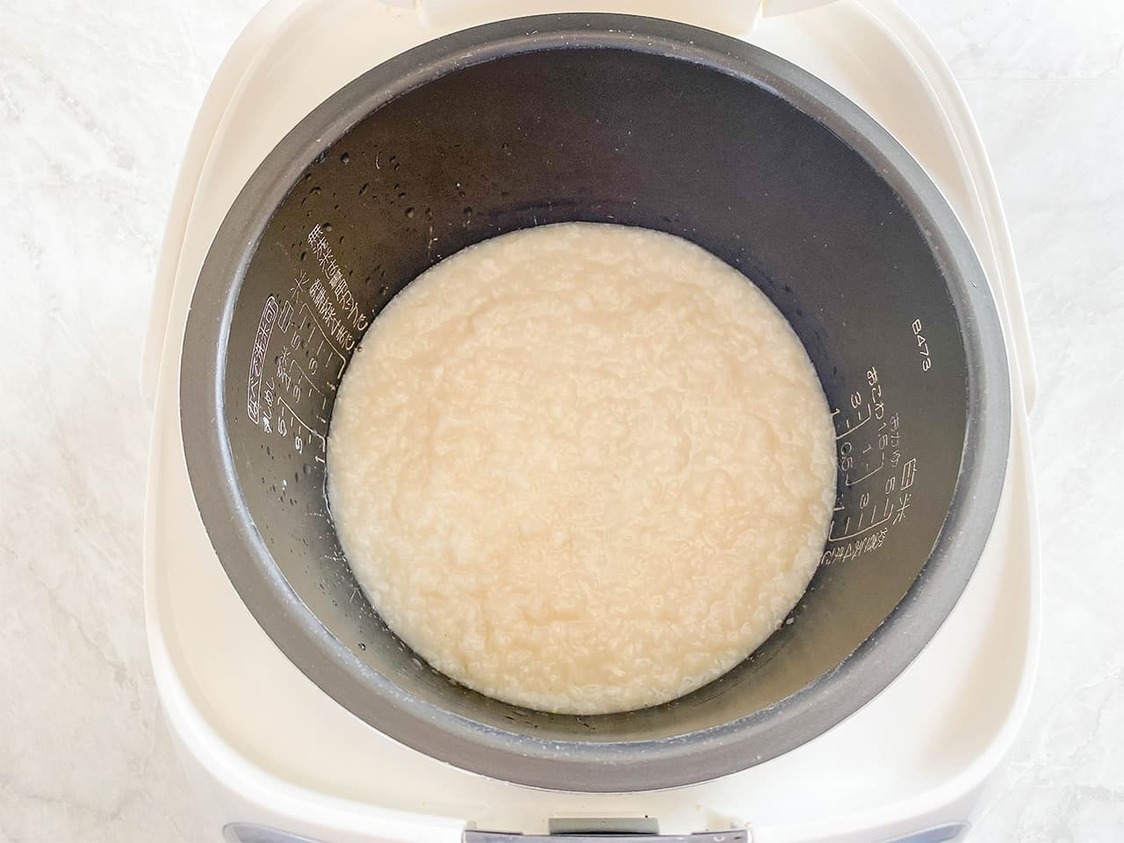 伝統食材・麹をもっと食卓へ：万能調味料「白味噌」と「甘酒」を楽しもう～半日で作れるレシピを紹介