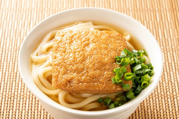豆皮烏龍麵（PIXTA）