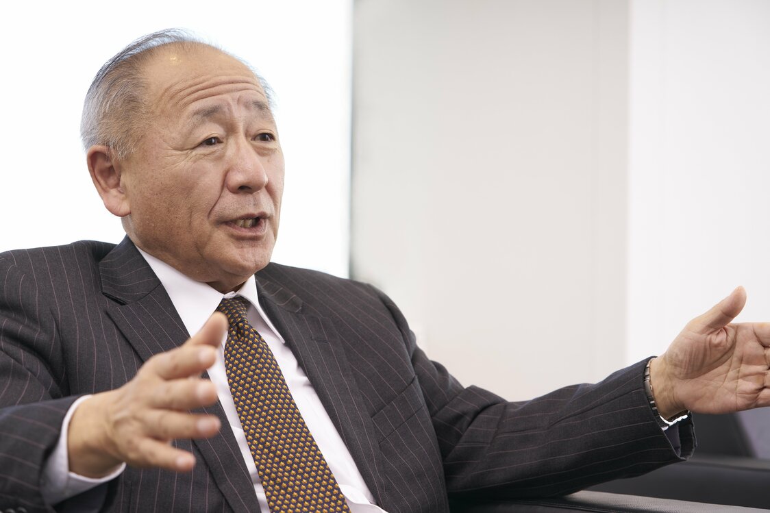 河野克俊氏　撮影：高山浩数