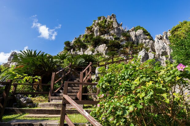 The stairs by Gokūiwa take visitors to the Churaumi Lookout.