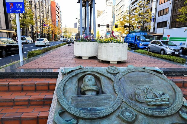 东京站附近的耶扬子浮雕(photolibrary)