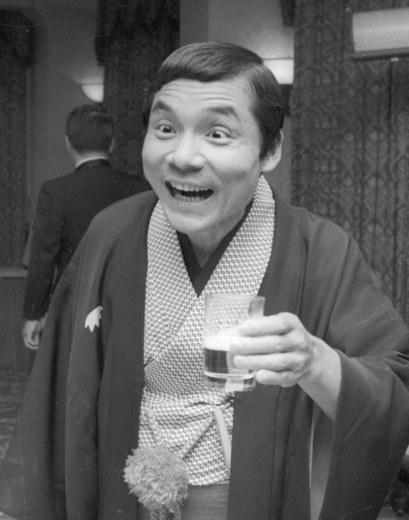 笑福亭仁鶴さん＝1975年12月撮影（共同）