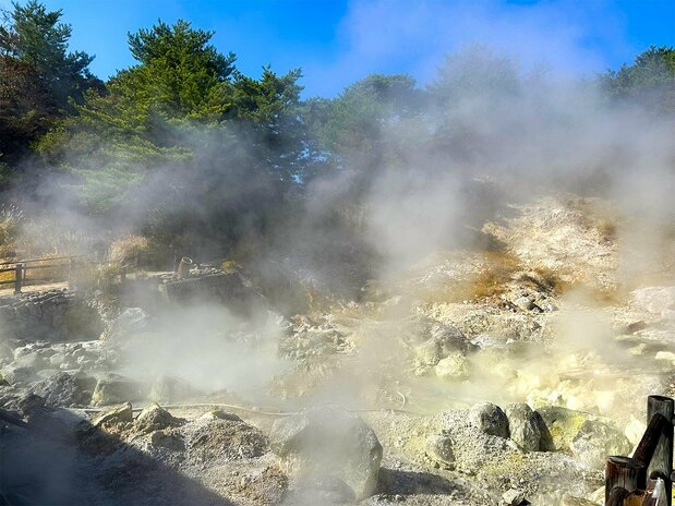 Une scène de l'Enfer d'Oito. Oito était une femme riche qui vivait près du château de Shimabara à la fin des années 1800. Elle fut condamnée à mort pour avoir tué son mari avec l'aide de son amant.