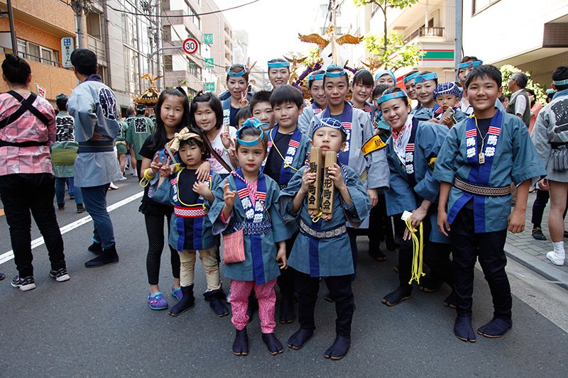 Le grand festival Asakusa Sanja Matsuri, pour inaugurer l’été en beauté à Tokyo