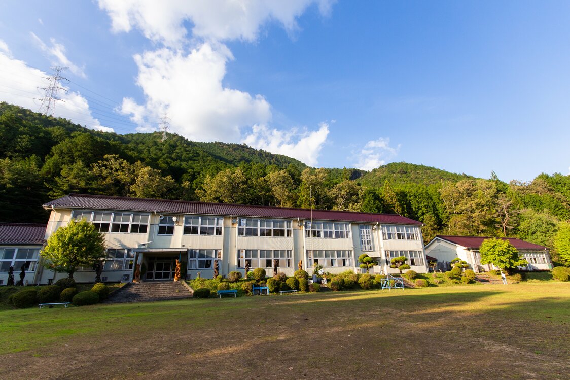 Une école désaffectée réhabilitée pour devenir l'école Nokiyama