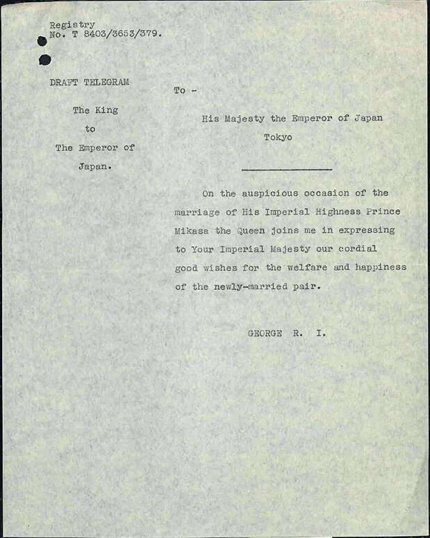 1941年10月22日の三笠宮殿下の結婚にあたり、ジョージ国王から昭和天皇にあてた祝電のドラフト Royal Archives/© Her Majesty Queen Elizabeth II 2021