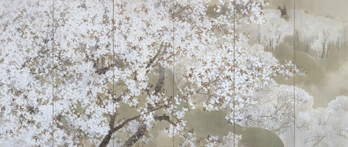 菊池芳文的作品《小雨中的吉野》（1914年，六曲一双屏风，左只高153.7厘米、宽357厘米）