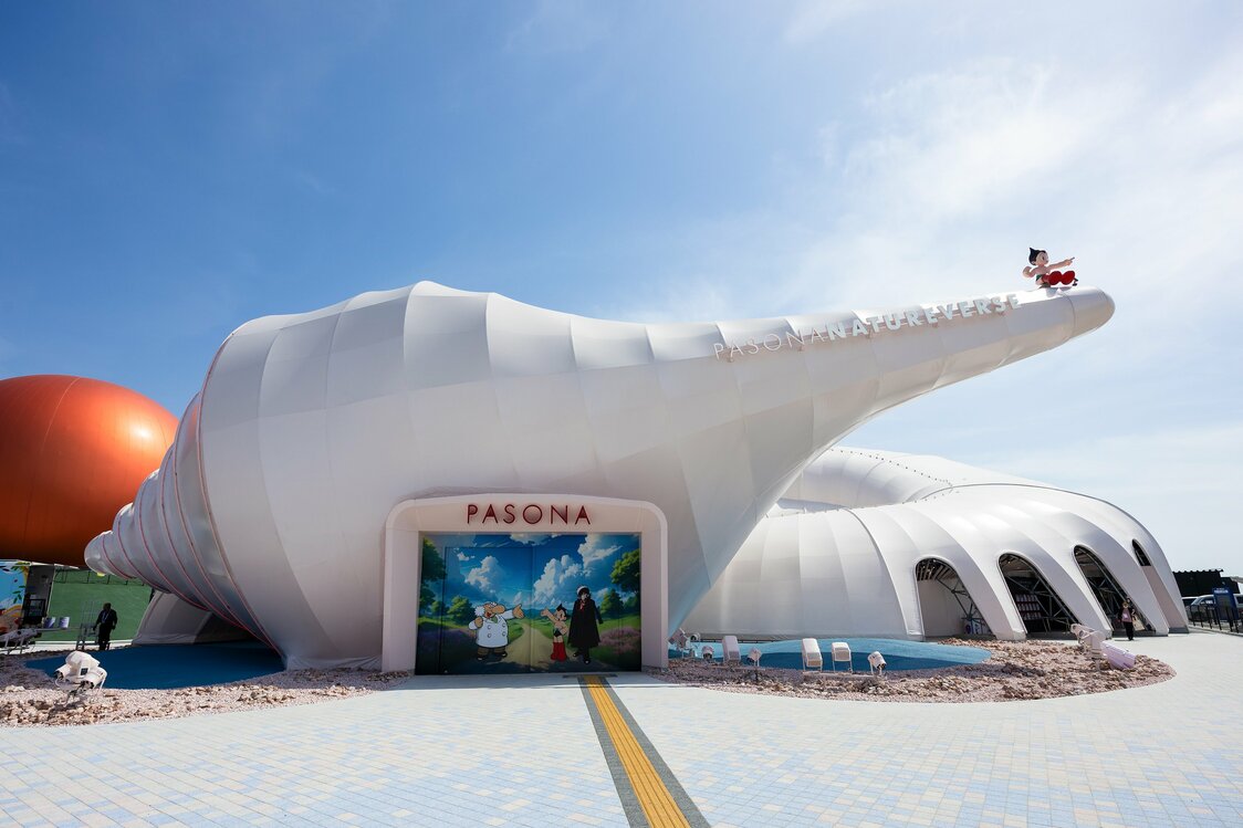 The Pasona Natureverse. (© Nippon.com)