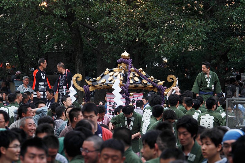 “三社祭”物语：驹形街道“一年中最短的40分钟”