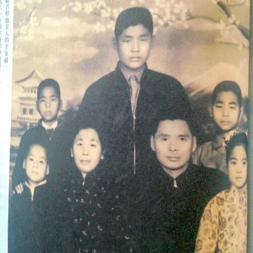 鄧麗君家族合影（筆者提供）