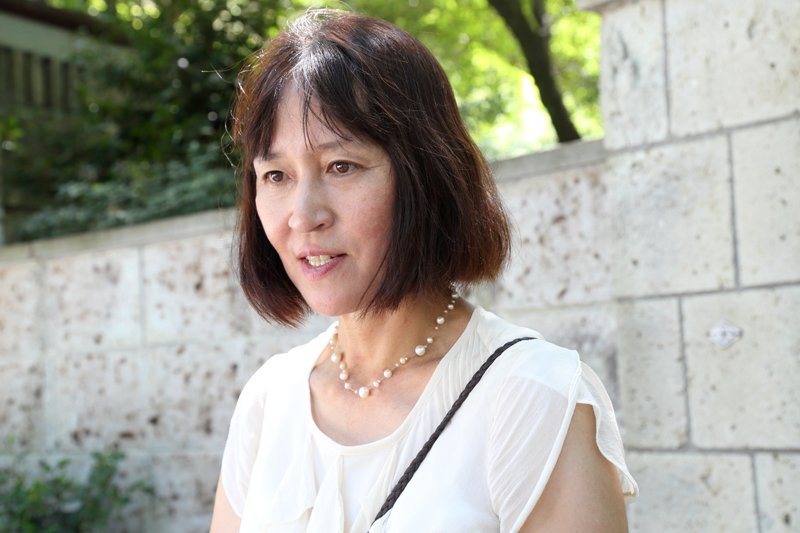 Saitō Naoko hopes that subsequent generations will continue the memorial service. “My 25-year-old son is beginning to realize that it’s an important event launched by his grandfather.”