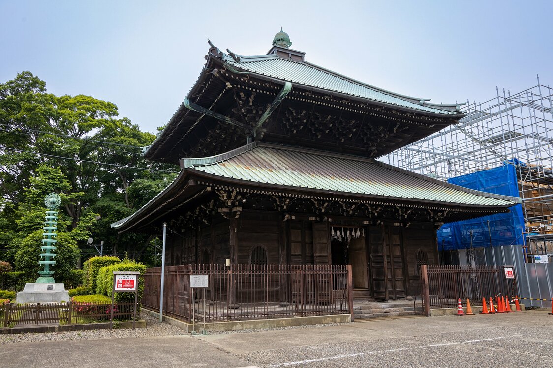 1784（天明4）年に再建された経蔵は、東京大空襲をくぐり抜けた