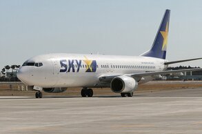 天馬航空充實了往返成田機場的航線。2011年10月,北海道(新千歲、旭川)航線開航。此外,福岡航線(12月)和那覇路線(2012年2月)也將開始運營。