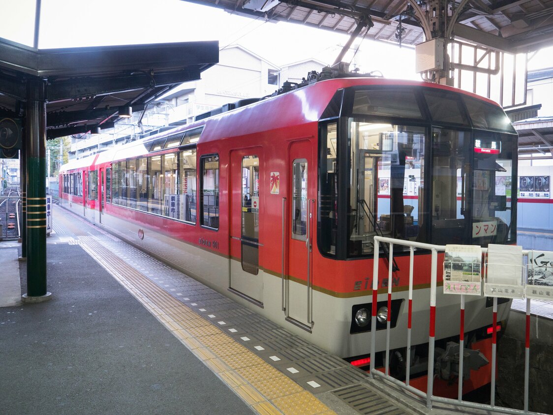 貴船・鞍馬方面へ向かう「きらら」