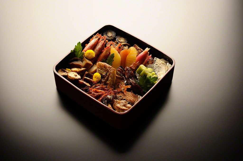 第二層 燒烤菜餚和醋拌涼菜