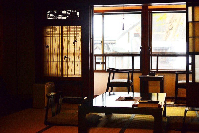 Una confortable y relajante habitación al más puro estilo japonés. Fotografía de Shoepress.