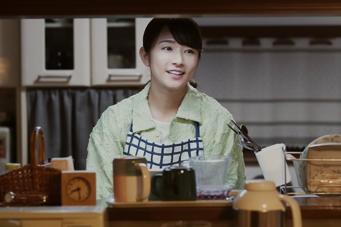 Le seul salut de Yabushita est le soutien de son épouse, Nozomi, jouée par Kimura Fumino.
