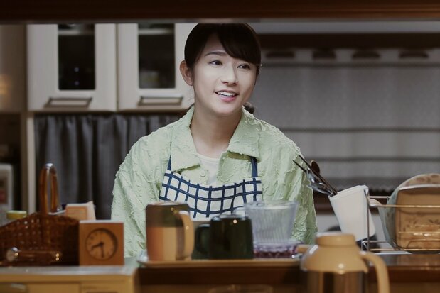 Le seul salut de Yabushita est le soutien de son épouse, Nozomi, jouée par Kimura Fumino.