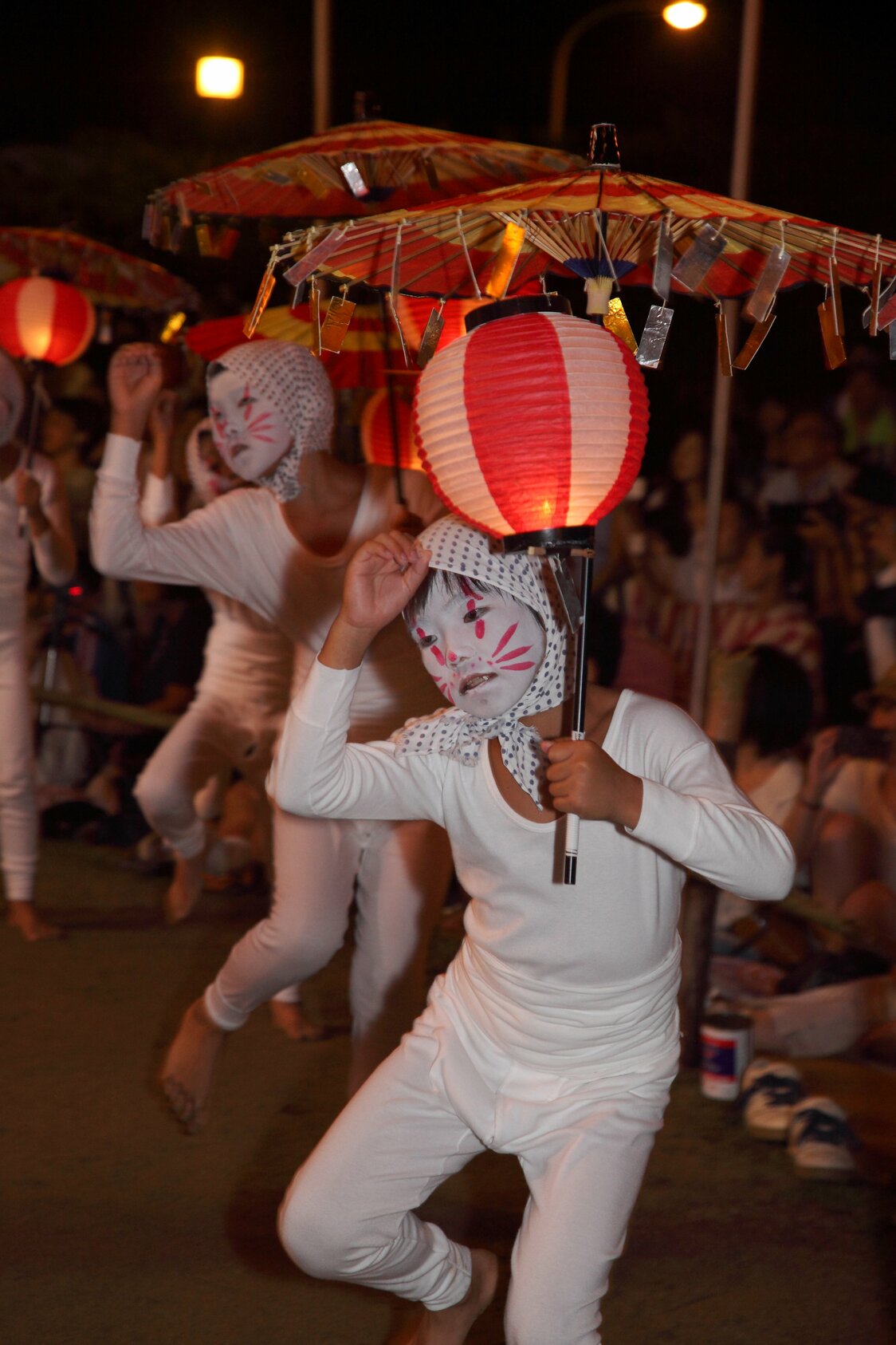 元々は青年の踊りだったが、戦後からは子どもたちが主役に