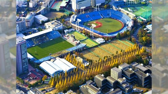 Polémique sur le réaménagement du Meiji Jingû Gaien : touchera-t-on à la « terre sacrée » du sport au Japon ?