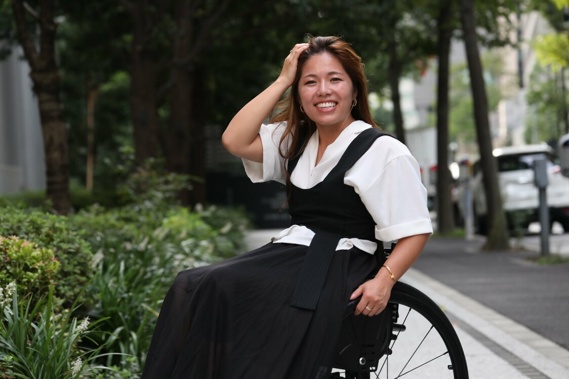車いすユーチューバー「現代のもののけ姫」渋谷真子：タブーを越えてリアルライフを発信