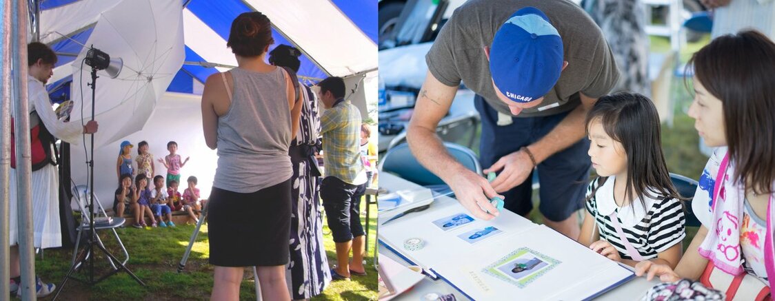 Volunteer photographers help residents from the tsunami-hit town create new family albums. (© David McMahon [left], Sakaguchi Ken)