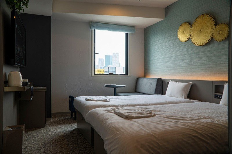 El hotel cuenta con habitaciones limpias y confortables. Algunas ofrecen vistas a la Torre de Tokio.