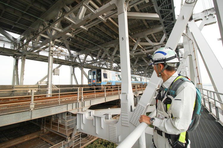 立ち入り禁止ゾーンをゆく！　大迫力の「瀬戸大橋スカイツアー」に潜入した