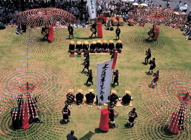 La danse de Kuromaru Odori, à Ômura, dans la préfecture Nagasaki (© Bureau du tourisme de la préfecture de Nagasaki)