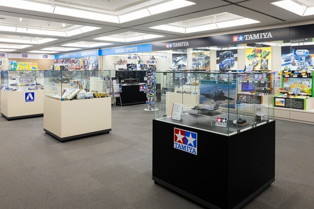 令人怀念的经典之作和时下新品琳琅满目