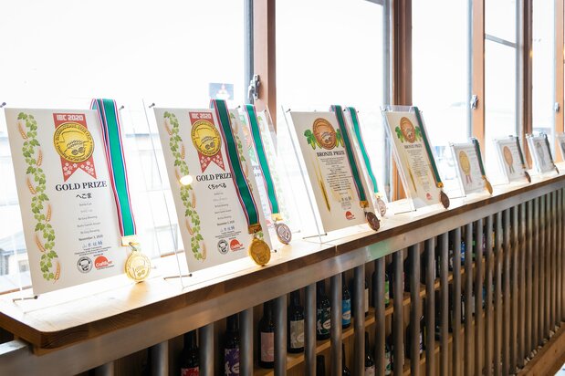 Be Easy Brewing has won numerous international beer competitions since its 2016 founding, catching eyes with unique Tsugaru-ben names.