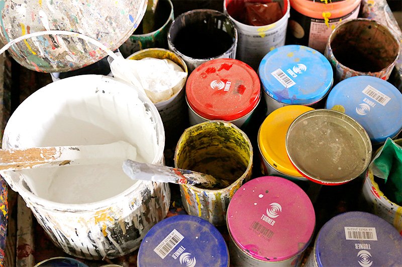La habilidad más notable de Ōshita consiste en ser capaz de producir con rapidez los colores deseados con diversas capas de pintura