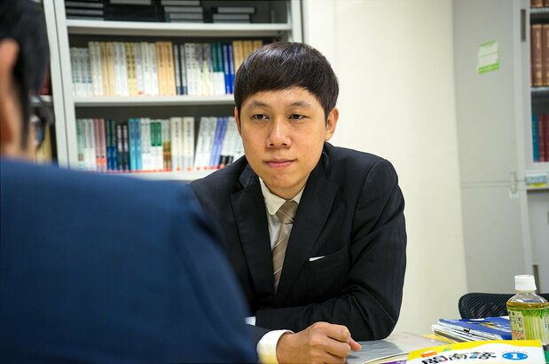 除拓殖大學外,樂大維也在亞細亞大學教授中文。