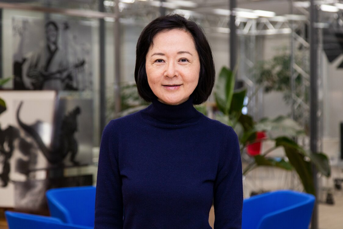「人間を描こうとすれば、記憶は避けて通れません」と語る小川洋子さん