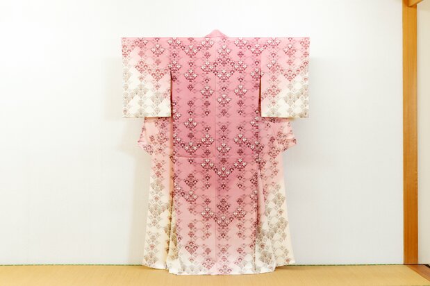 木版摺更紗着物「華蔦」第51回日本伝統工芸展