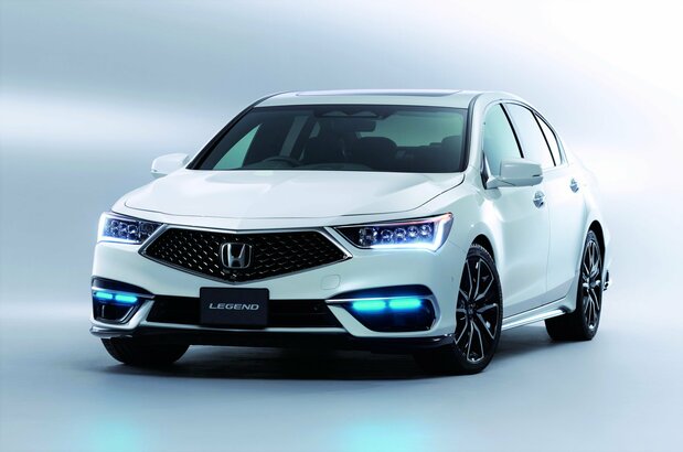 「ホンダ・センシング・エリート」を搭載したレジェンド。2022年1月で販売終了している ©HONDA
