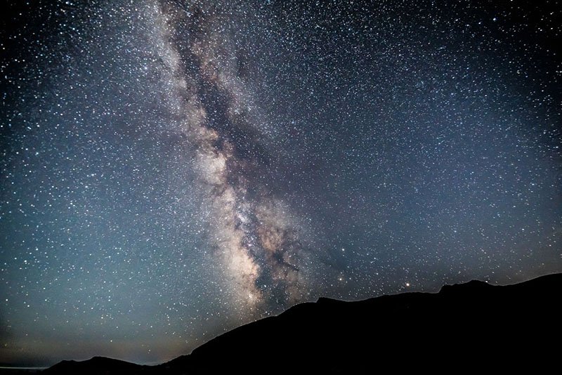 La brillante Vía Láctea vista desde el paso de Shiretoko.