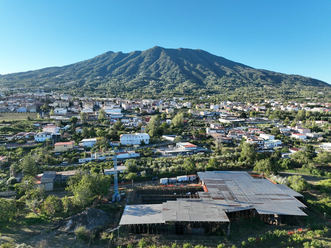 ヴェスヴィオ山の北麓に位置するソンマ・ヴェスヴィアーナ遺跡　©UTPSV