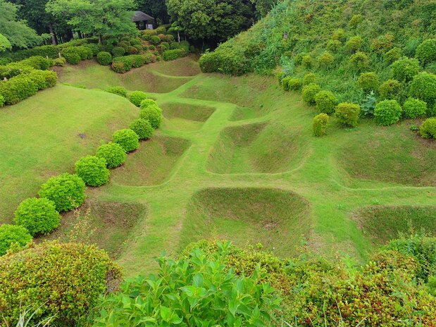 堀障子(静冈县山中城遗址)(图片:笔者)