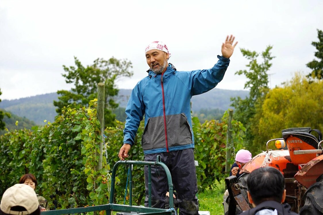 曽我贵彦2010年在北海道余市町登地区创建“贵彦酒庄”，是当地葡萄酒产业的领头羊