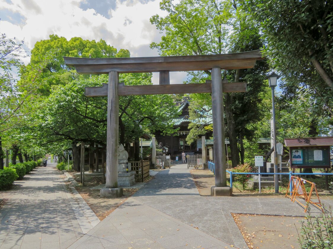 受到武家的信仰并保佑着品川地区一方平安的核心神社（笔者拍摄）