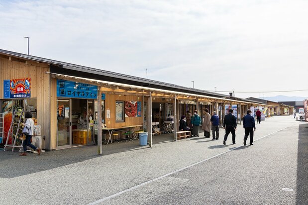 土産物探しにも最適な南三陸さんさん商店街