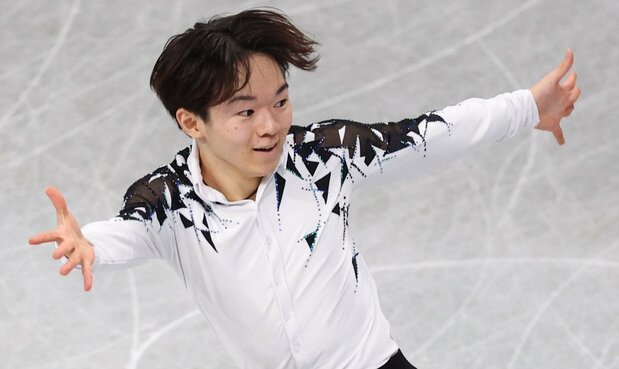 フィギュアGP ファイナルの男子ショートプログラム（SP）で演技する鍵山優真＝2025年12月4日、愛知・IGアリーナ（時事）