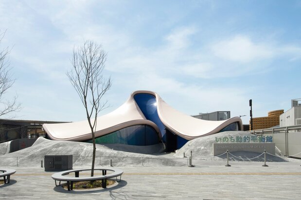 The exterior of the pavilion. (© Nippon.com)
