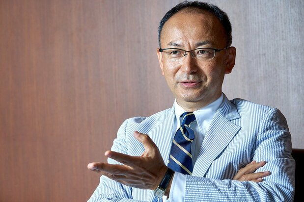 《周刊文春》编辑局长新谷学(高山浩数拍摄)