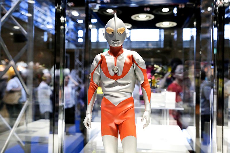 الترامان بي (B Ultraman) من مجموعة شخصيات (Sofubi) العملاقة مصمم من شركة (Kaiyōdō)