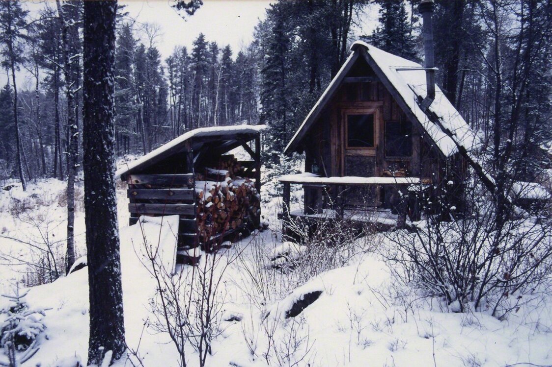 写真を撮り続けたウィル・スティーガーの敷地内にある小屋。（撮影：2001年）