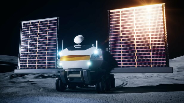 載人加壓月球車打開作為能量源的太陽能電板(JAXA / TOYOTA)