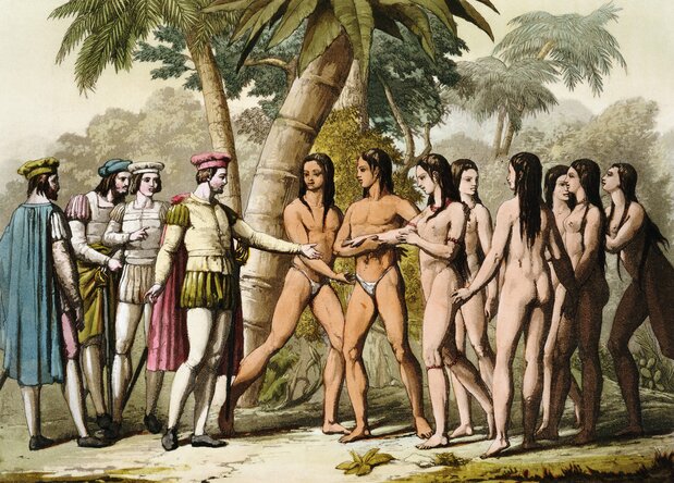 先住民の女性を贈り物として受け取るクリストファー・コロンブスの版画(Photo by: Universal History Archive/Universal Images Group via Getty Images)