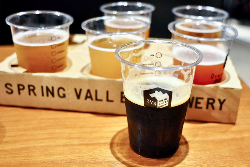 Un set de degustación de cerveza en Beer to Go de Spring Valley Brewery © Tim Hornyak